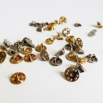 How To Design Your Own Pins: The Ultimate Guide